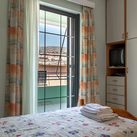 Thimios 2 Apartment *
